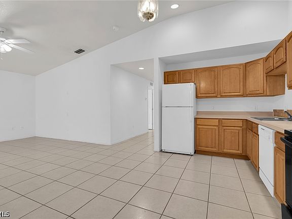 5th image of 4716/4718 21st St SW