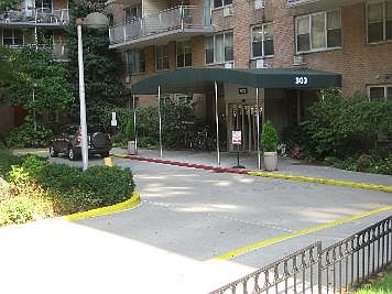 5th image of 303 W 66th St APT 10CE