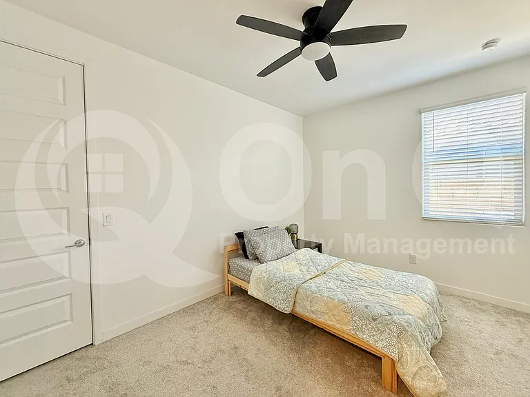 519 S Avocet St — Photo 14
