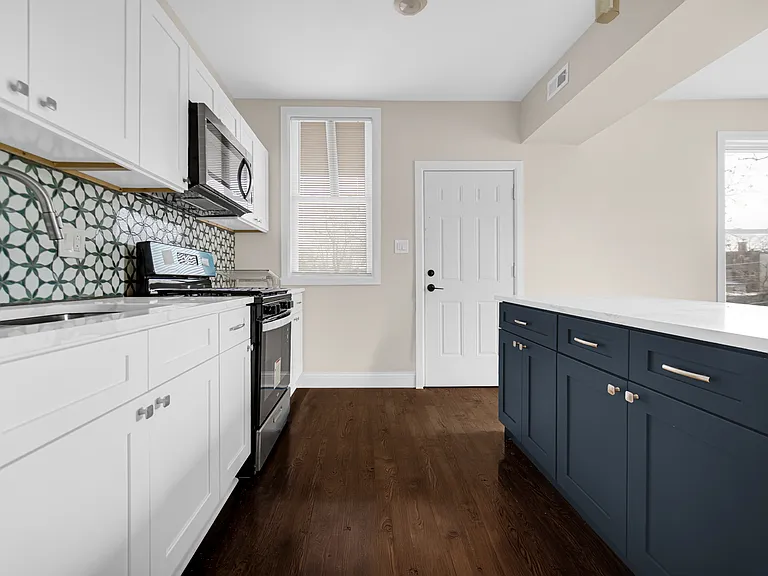 7011 S Prairie Ave #2 — Photo 13