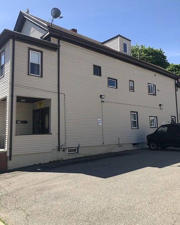 2nd image of 47 High St