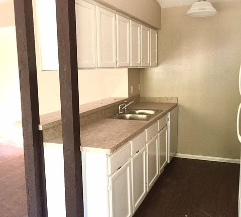 3rd image of 5355 Encanta St