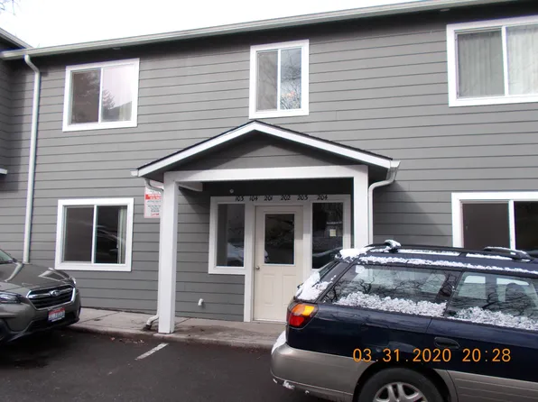 314 E C St #104, Moscow, ID 83843