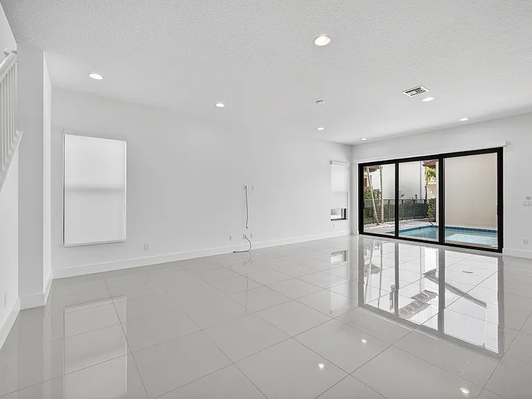 4025 Faraday Way — Photo 17