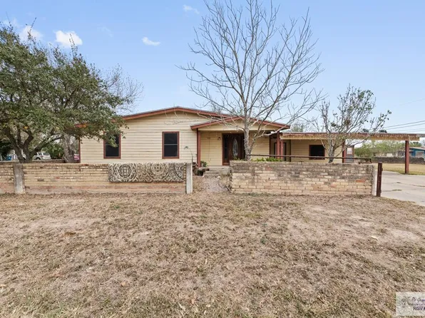 302 N Nogal St, Los Fresnos, TX 78566