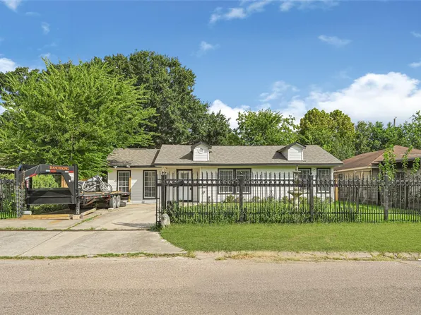 1114 Maroby St, Houston, TX 77017