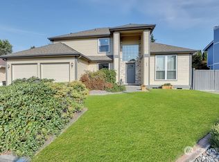 907 Bathke Ave, Enumclaw, WA 98022