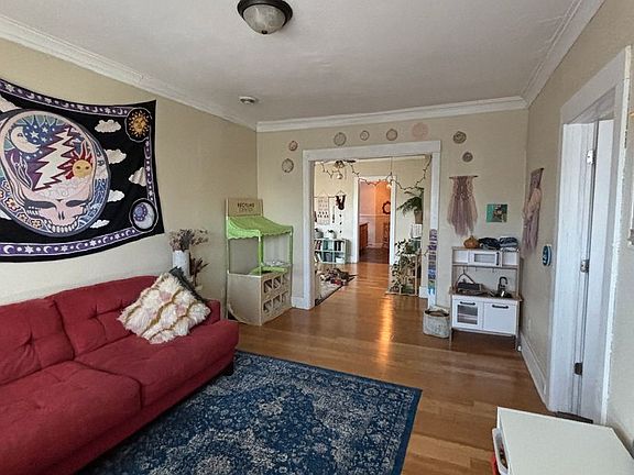2nd image of 3159-59A N Booth St