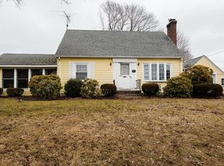 176 Harmony Ct, Warwick, RI 02889