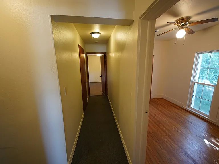 615 S Dewey St — Photo 17