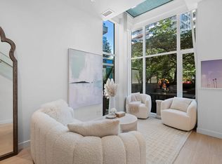 141 E 1st Ave, Vancouver, BC V6A 0E8