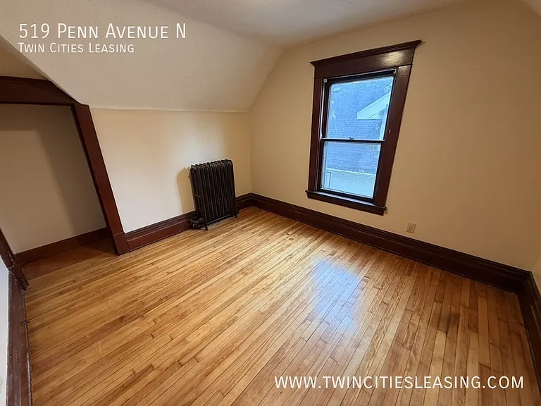 519 Penn Ave N — Photo 13
