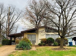 442 Orchard Ave, Ballwin, MO 63021