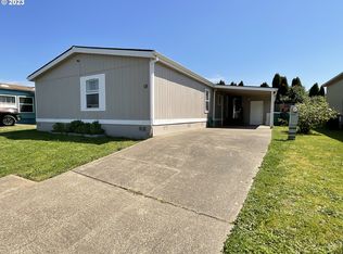 1000 S McKern Ct #18, Newberg, OR