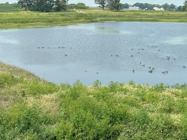 2057 Tamarack Rd, Carver, MN 55315