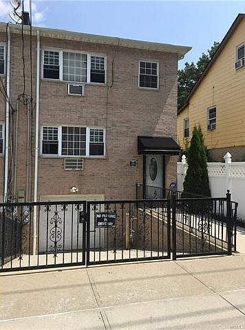 1st image of 3150 Grace Ave