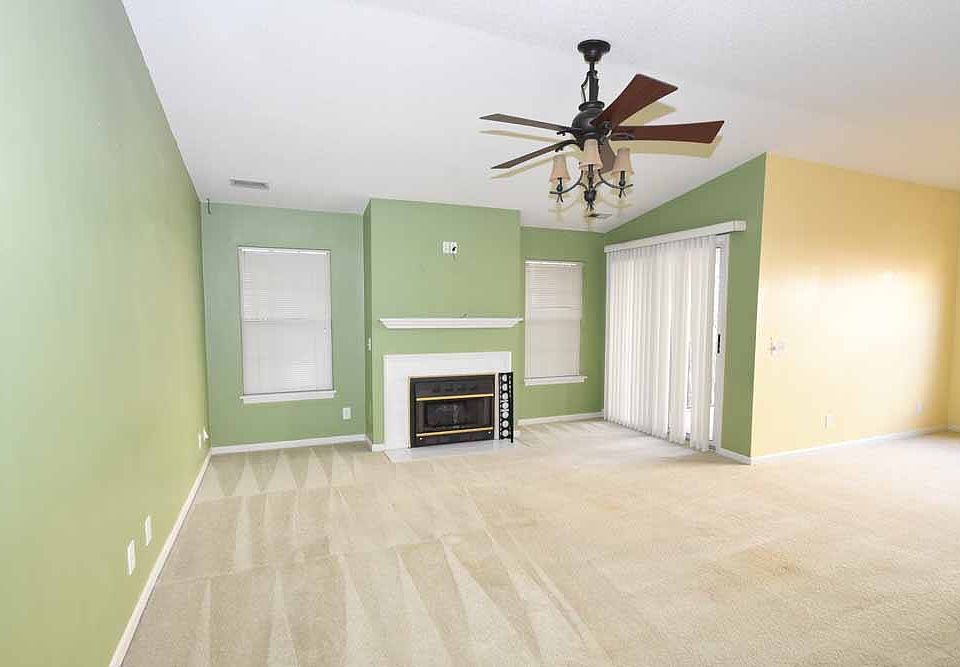 1st image of 2820 F Mulberry Ln