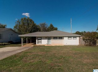 2018 11th St SE, Decatur, AL 35601