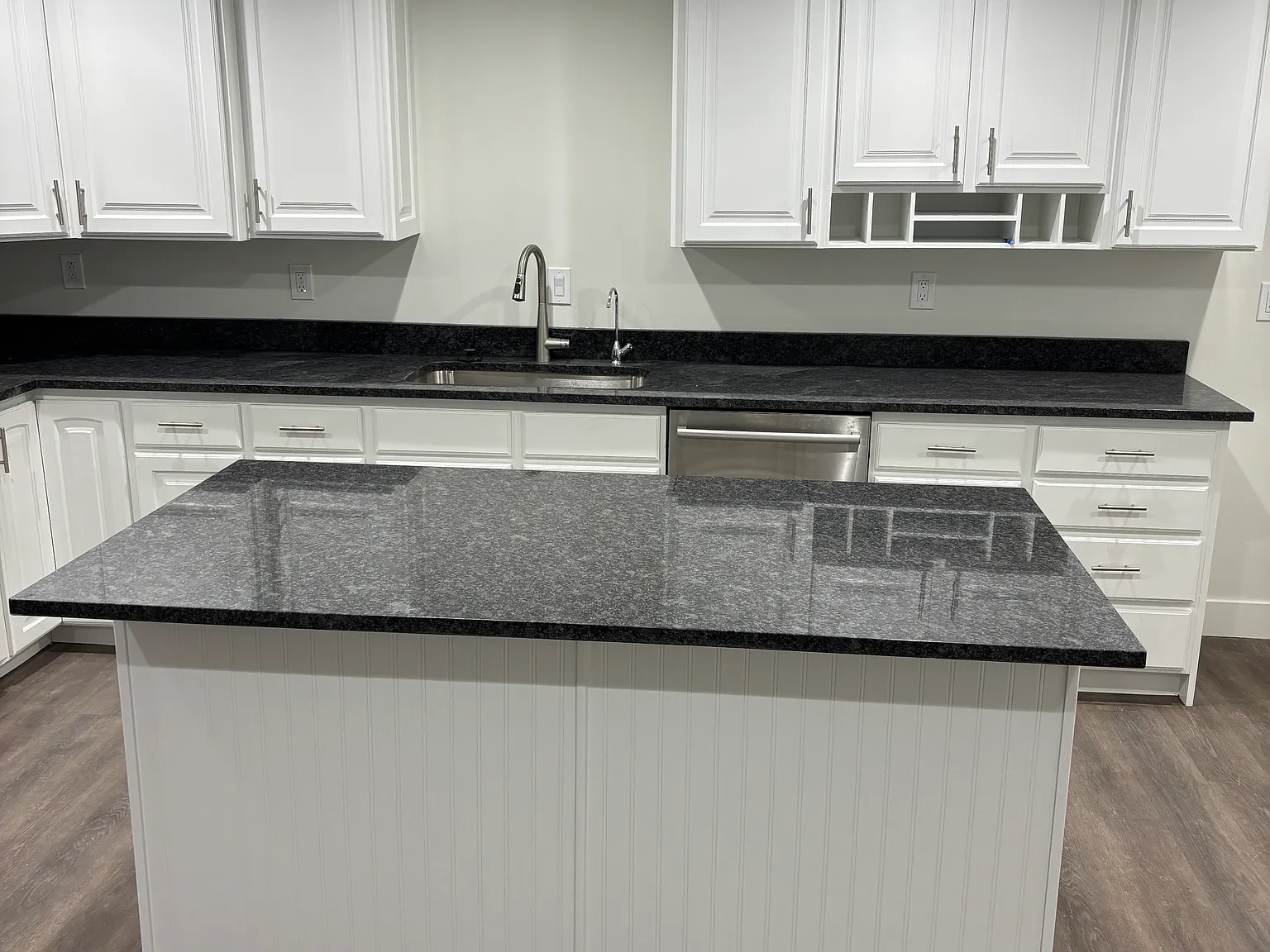 3 bed, 1575 sqft, $2,500 — Photo 3