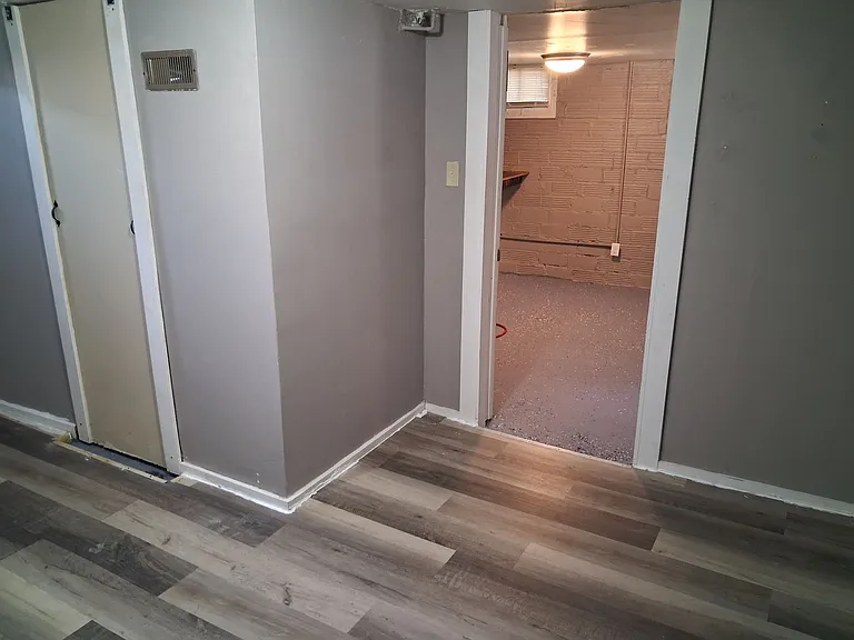 110 S Wilmoth Ave — Photo 18