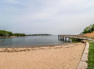 17 Harbour Vlg #F, Branford, CT 06405