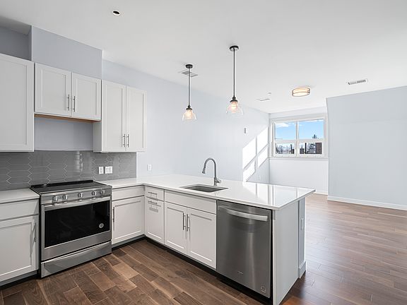 2nd image of 134 Babcock St #3