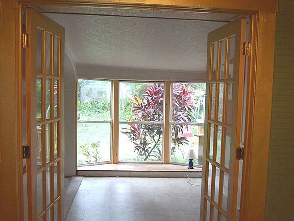 Entry in Master Suite