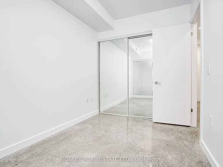 41 River St #22 — Photo 12