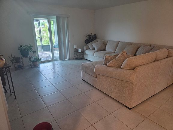 4th image of 816 Dockside Dr SW