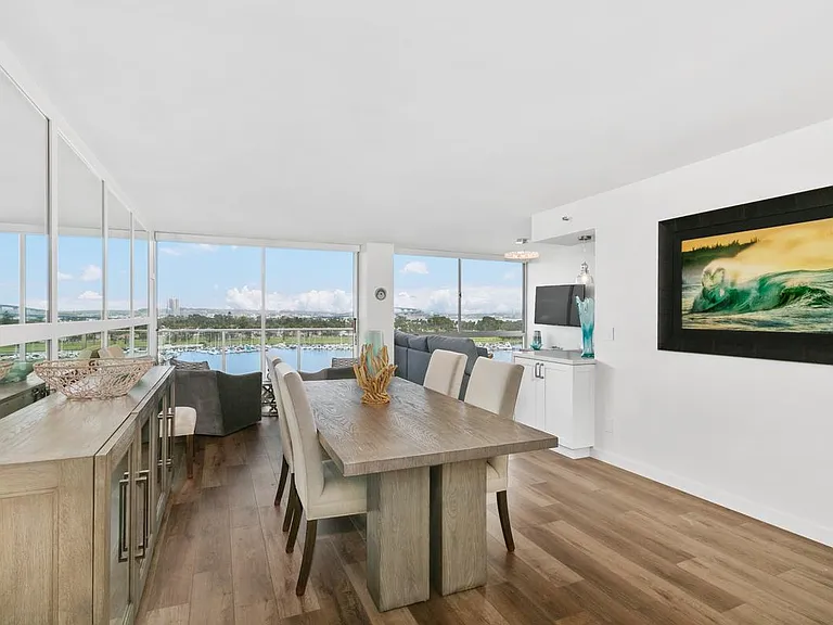 1710 Avenida Del Mundo 10th Floor Coronado Cir #10TH FLOOR — Photo 4