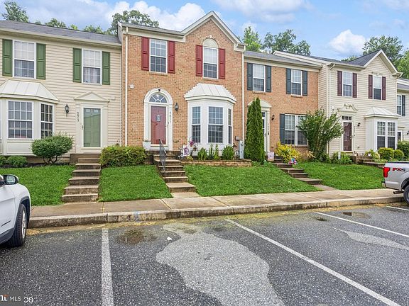 2nd image of 5011 Bristle Cone Cir