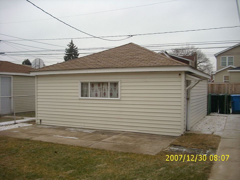 2nd image of 6730 S Kedvale Ave