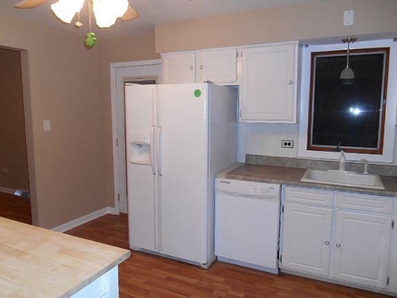 3rd image of 3625 W Benck Dr