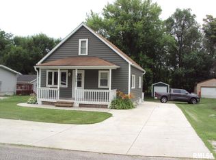 705 C St, Matherville, IL 61263