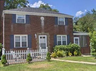 113 Wedgewood Dr, Pittsburgh, PA 15229