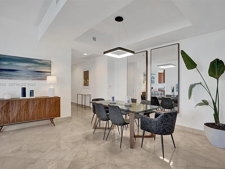 16001 Collins Ave #805 — Photo 7