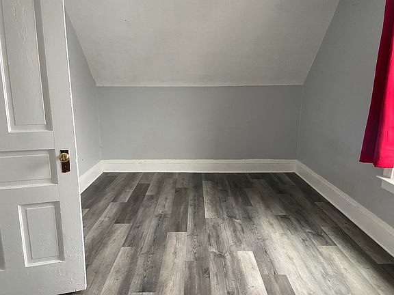 5th image of 248 22nd St #2