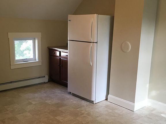 Alt View-Kitchen