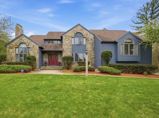 5 Powers Rd, Andover, MA 01810
