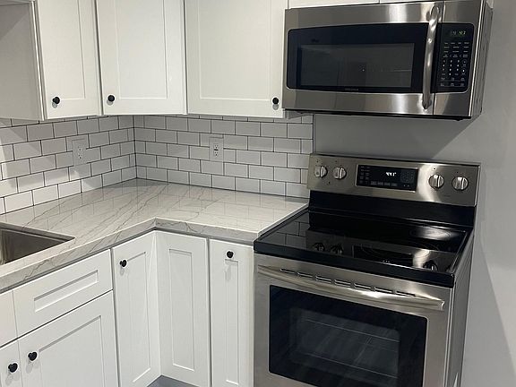 2nd image of 5807 Craner Ave