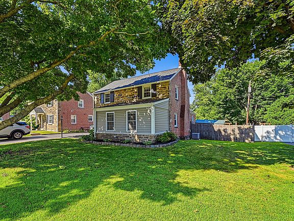 3rd image of 307 Franklin Ave