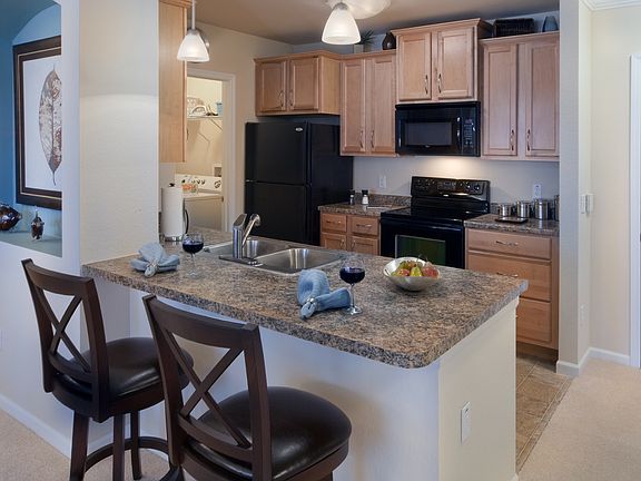 3rd image of 330 Alessandra Cir APT 1104