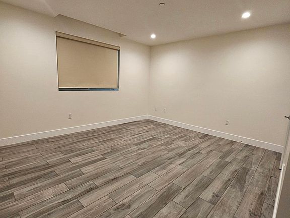 5th image of 5044 Bakman Ave #1A
