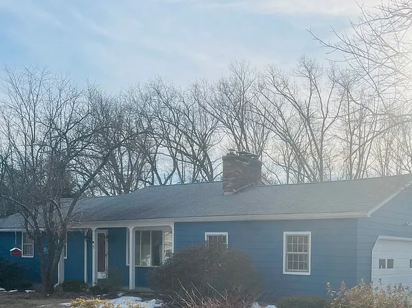 5 Lebel Ave, Wilbraham, MA 01095