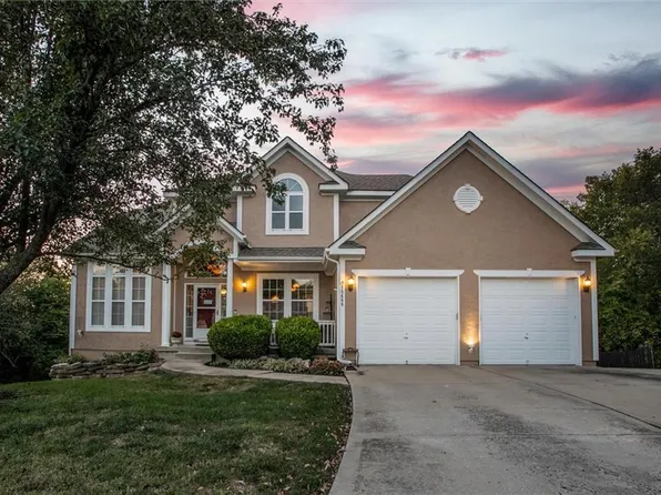 15600 E 76th St, Kansas City, MO 64139