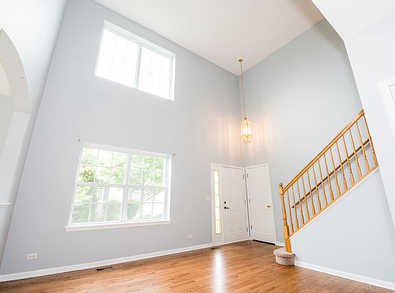 5th image of 6050 Canterbury Ln Unit 8-5
