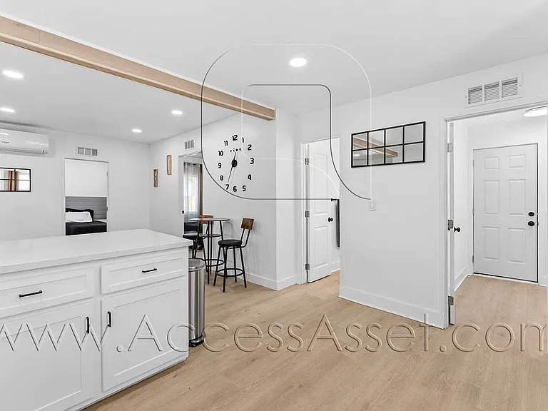 434 Highland Ave — Photo 13