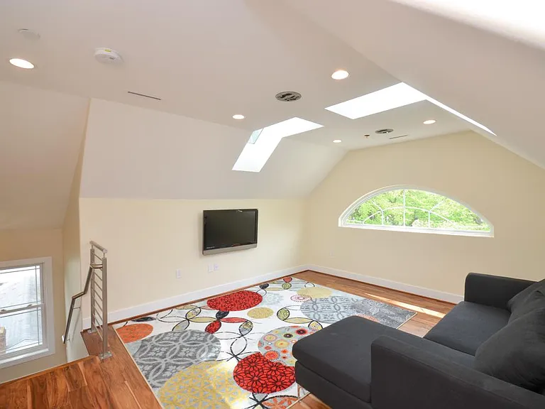 10023 Clue Dr — Photo 14