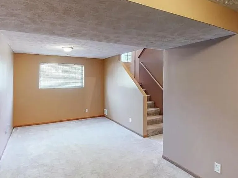 16619 Patrick Ave — Photo 5