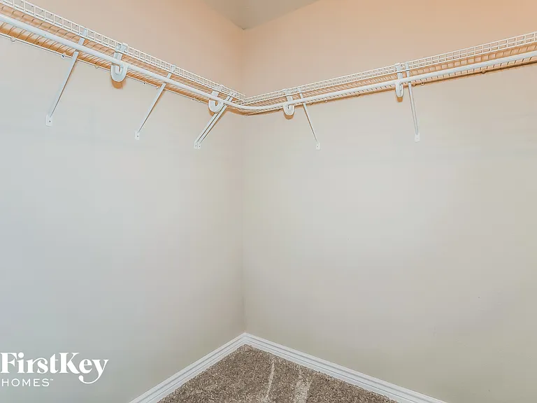 12721 Carpenter Ln — Photo 11